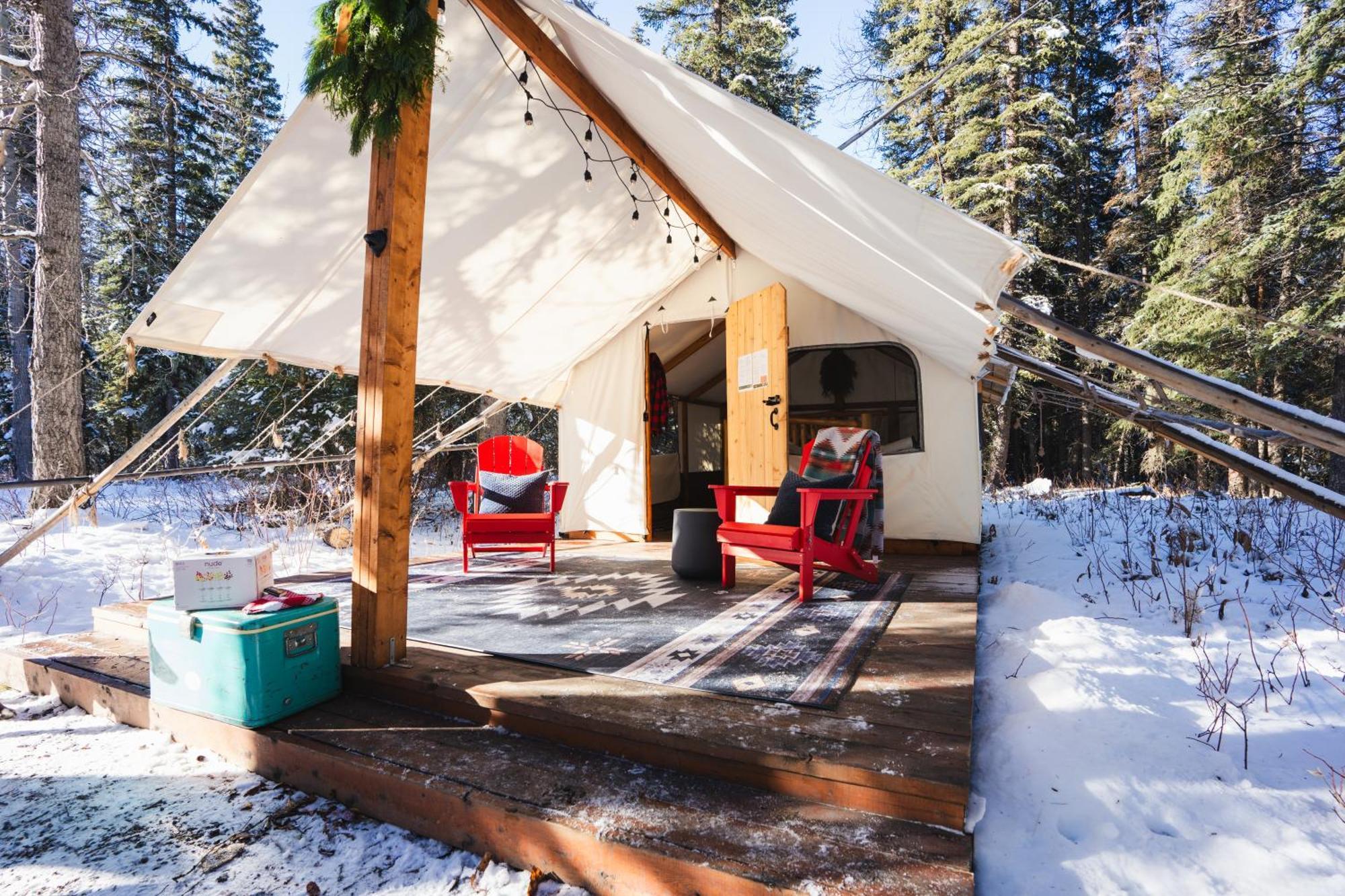 Sundance By Basecamp Hotel Kananaskis Exterior photo